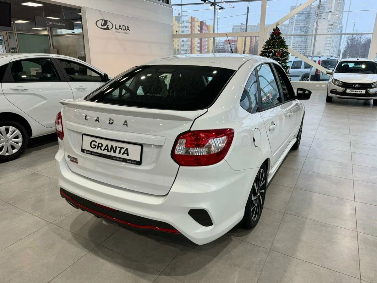 Lada Granta Sport Лифтбек в Тюмени - фото №3