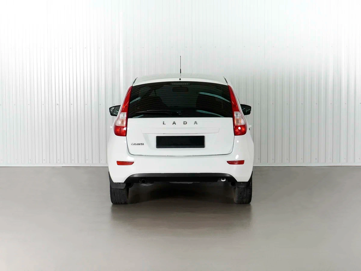 Lada Granta Хэтчбек в Тюмени - фото №4