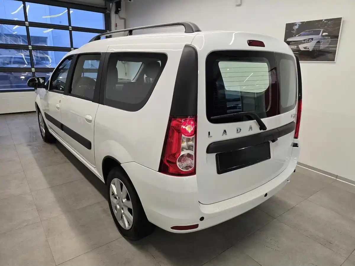Lada Largus CNG в Тюмени - фото №2